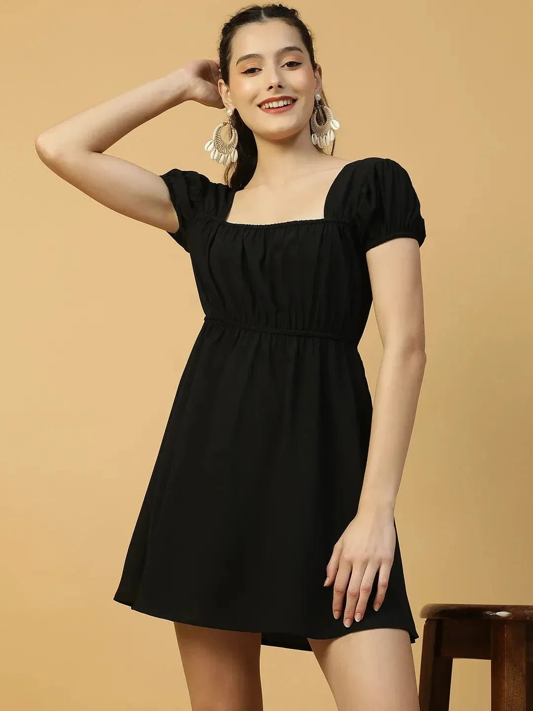 Super Black Short Sleeve Elasticated Women midi dress – oxolloxo