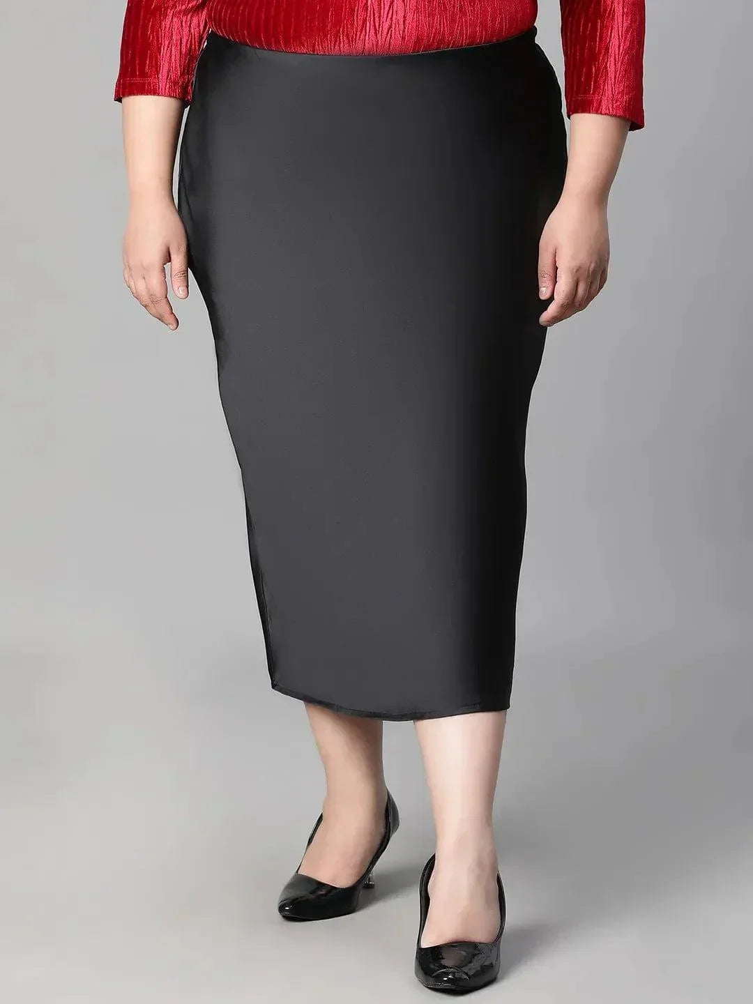 Solid Black Elasticated Knee-length Plus Size Satin Skirt – oxolloxo