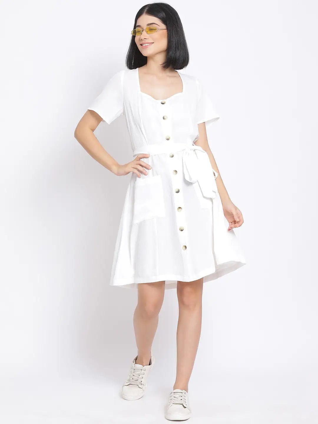 White Lily Button A-Line Women'S Dress