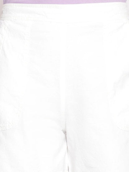 Cotton Washed Shorts in White For Relaxed Summer Style