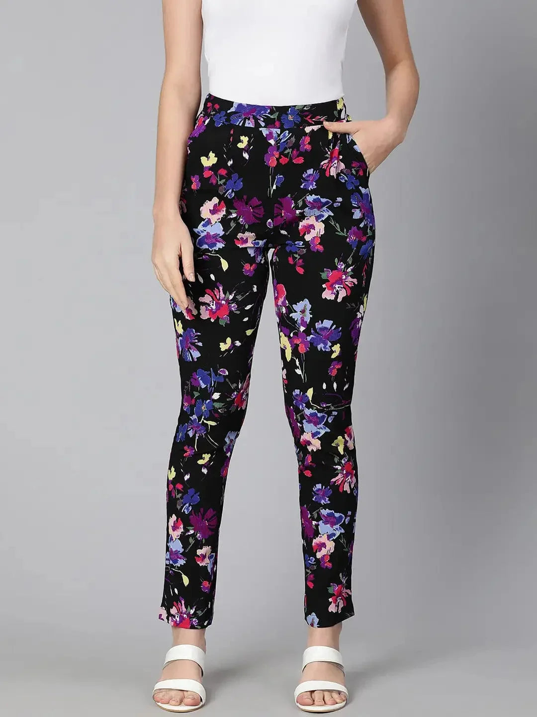 Glanced Of Florals Elasticated Women Pant - oxolloxo