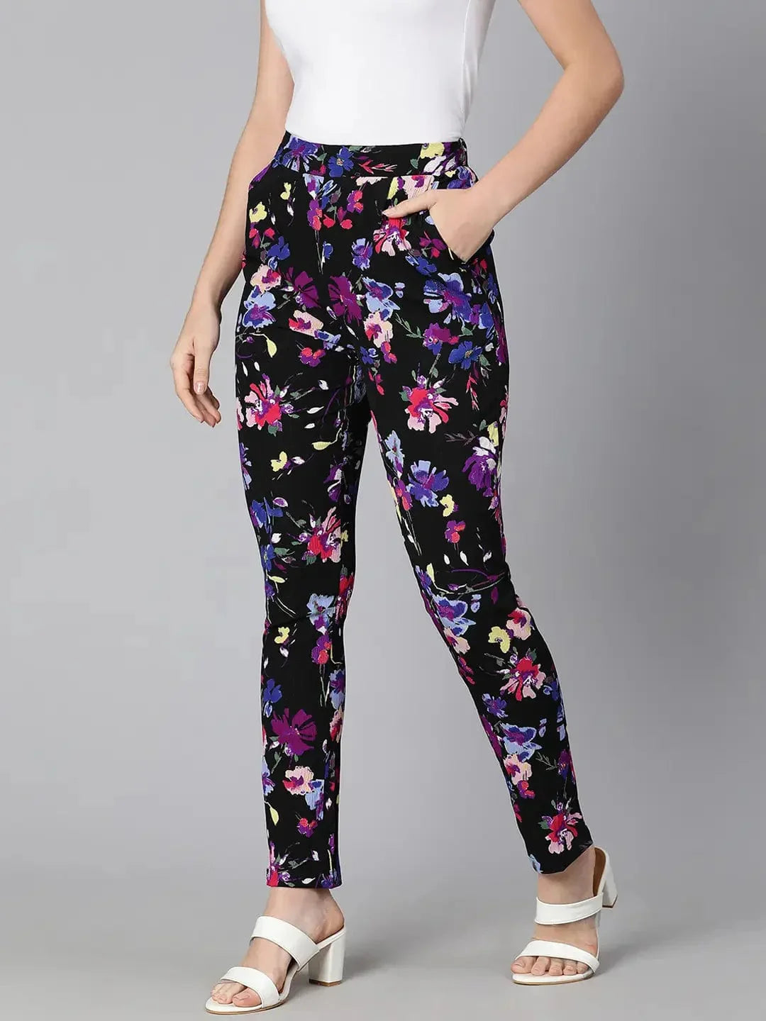 Glanced Of Florals Elasticated Women Pant - oxolloxo