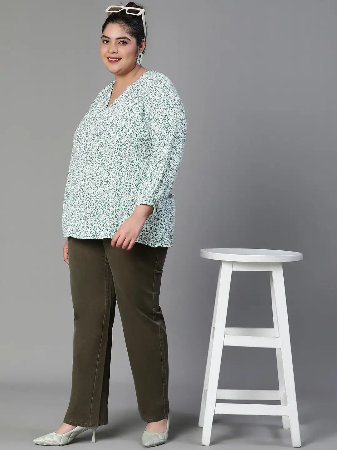 Shell-Out Floral Print Casual Cotton Plus Size Top Now