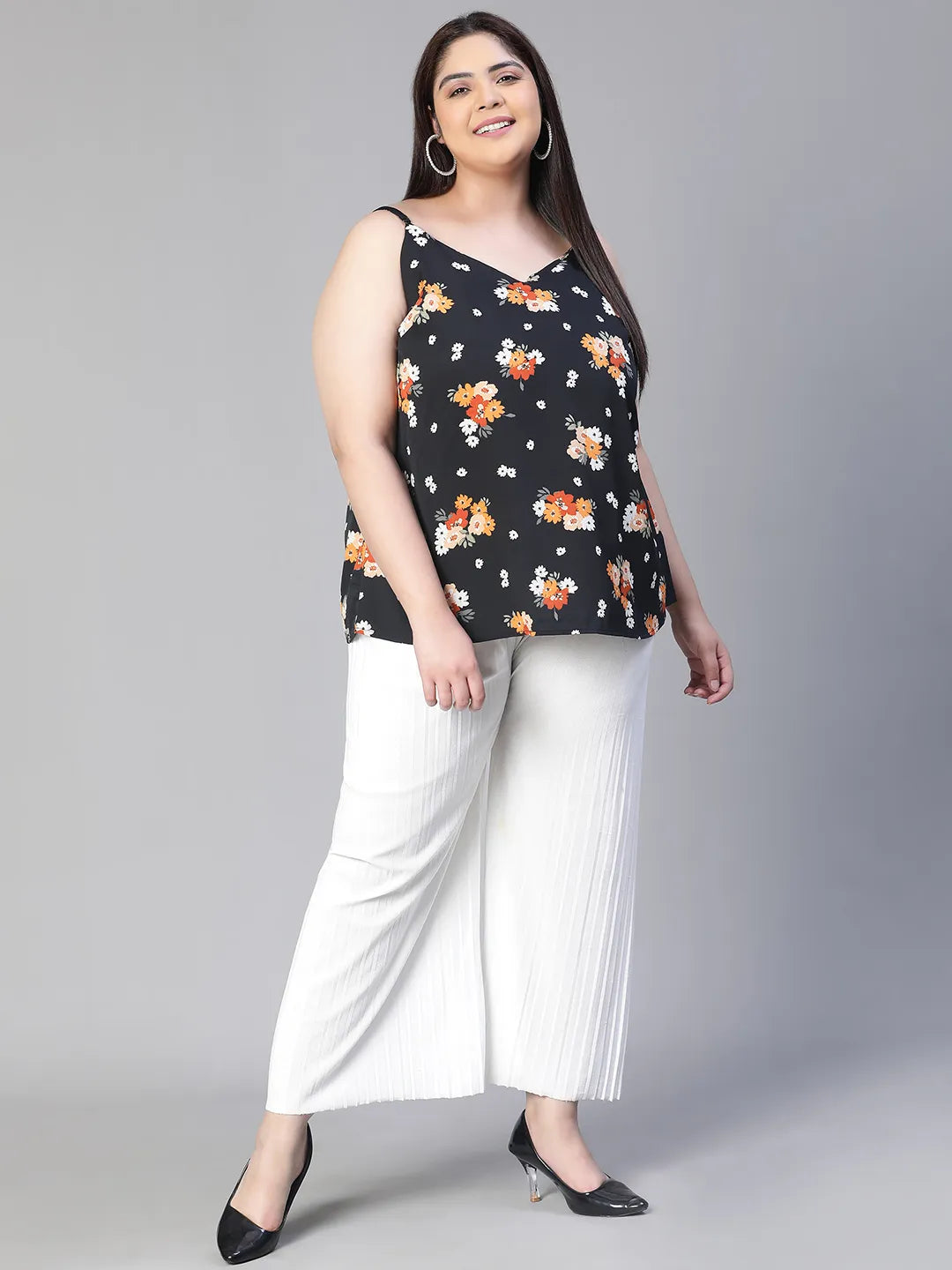 Magnified Black Shoulder Strap Floral Print Plus Size Top