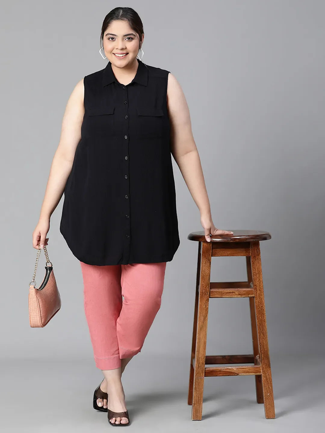 Delicate Black Collared Sleeveless Plus Size Shirt