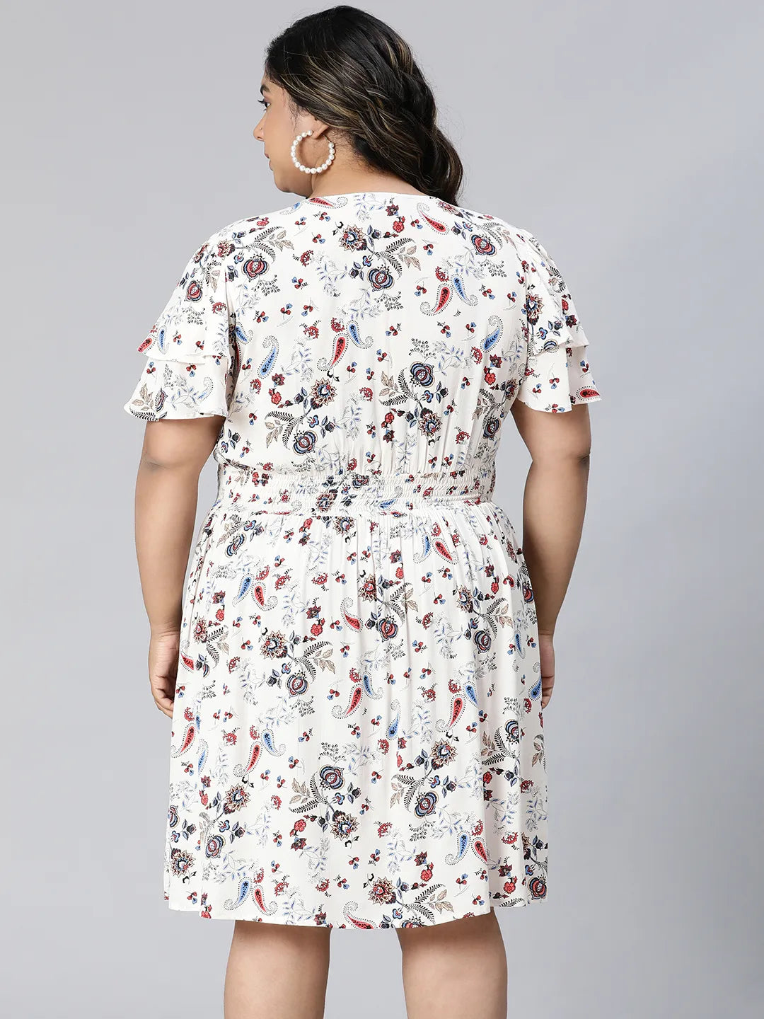 White Floral Print Short Sleeve Knee-Length Plus Size Dress