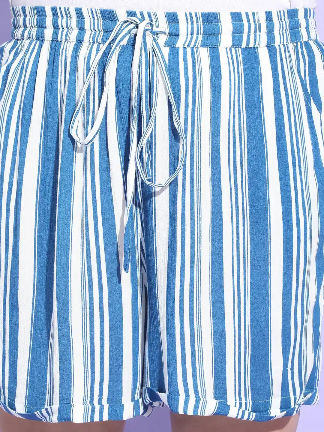 Slight Blue Stripe Print Tie Up Detailing Plus Size Shorts