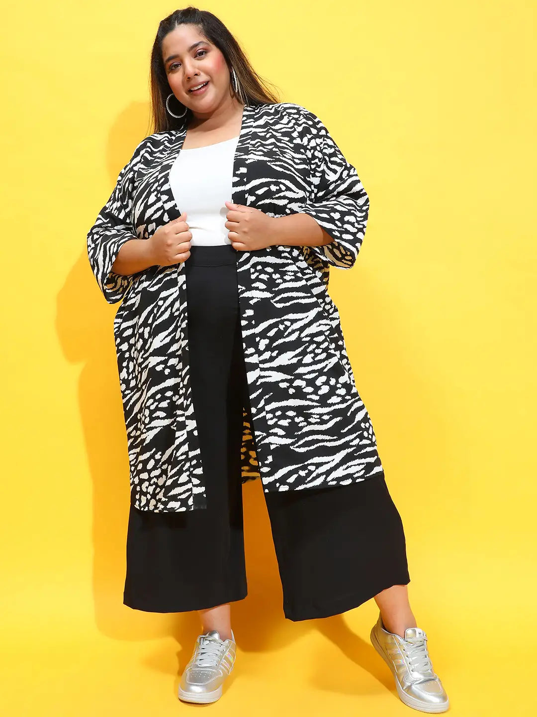 Black Animal Printed Open Collar Plus Size Shrug