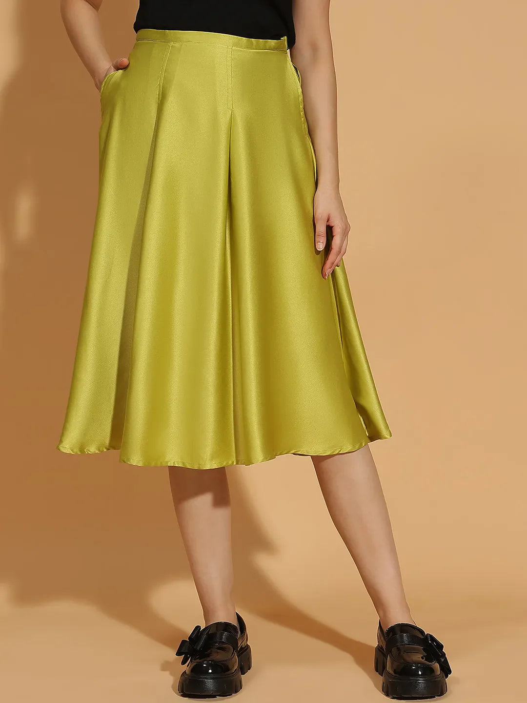 Blockbuster Green Elasticated Women Satin Skirt