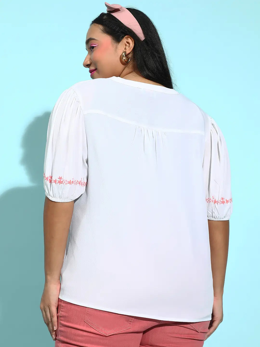 Latest White Embroidered Short Sleeve Plus Size Women’s Top