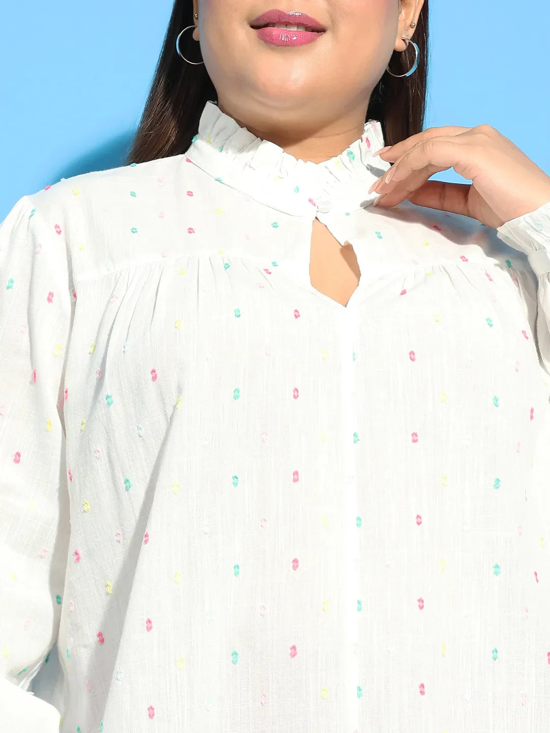 White Round Neck With Button &amp; Keyhole Dobby Meld Plus Size  Cotton Top