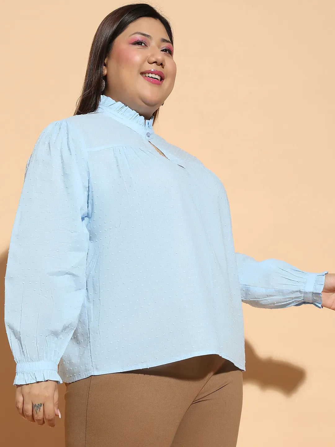 Blue Round Neck With Button &amp; Keyhole Dobby Meld Plus Size  Cotton Top