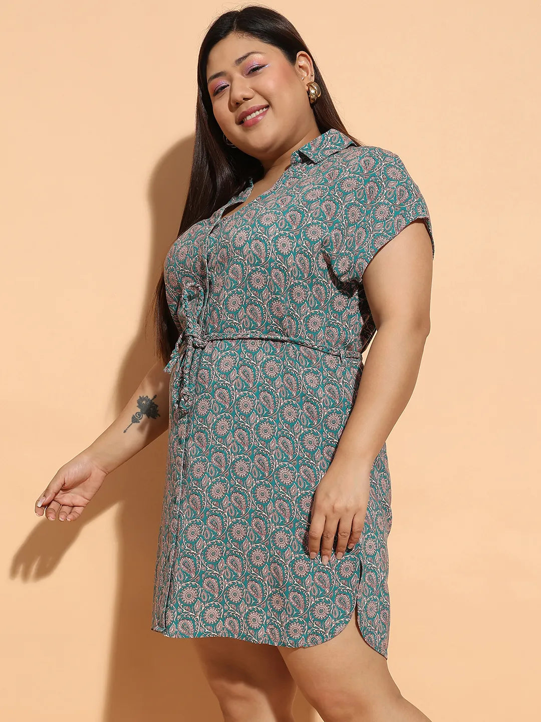 Upcoming Green Floral Print Collared Belted Button Down Plus Size Dress