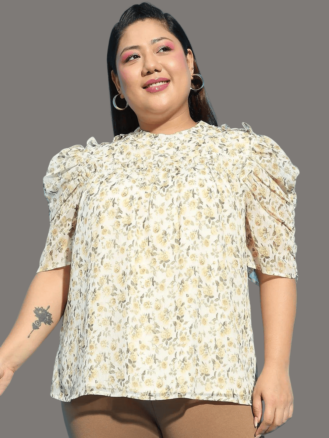 Plus Size Floral Top - Multicolor Printed Short Sleeve With Gathered Pleats & Ruffle Detail