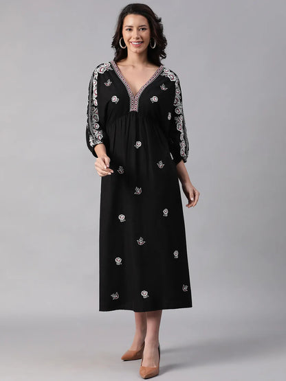 Focused Black Embroidered V-Neck Cotton Dress