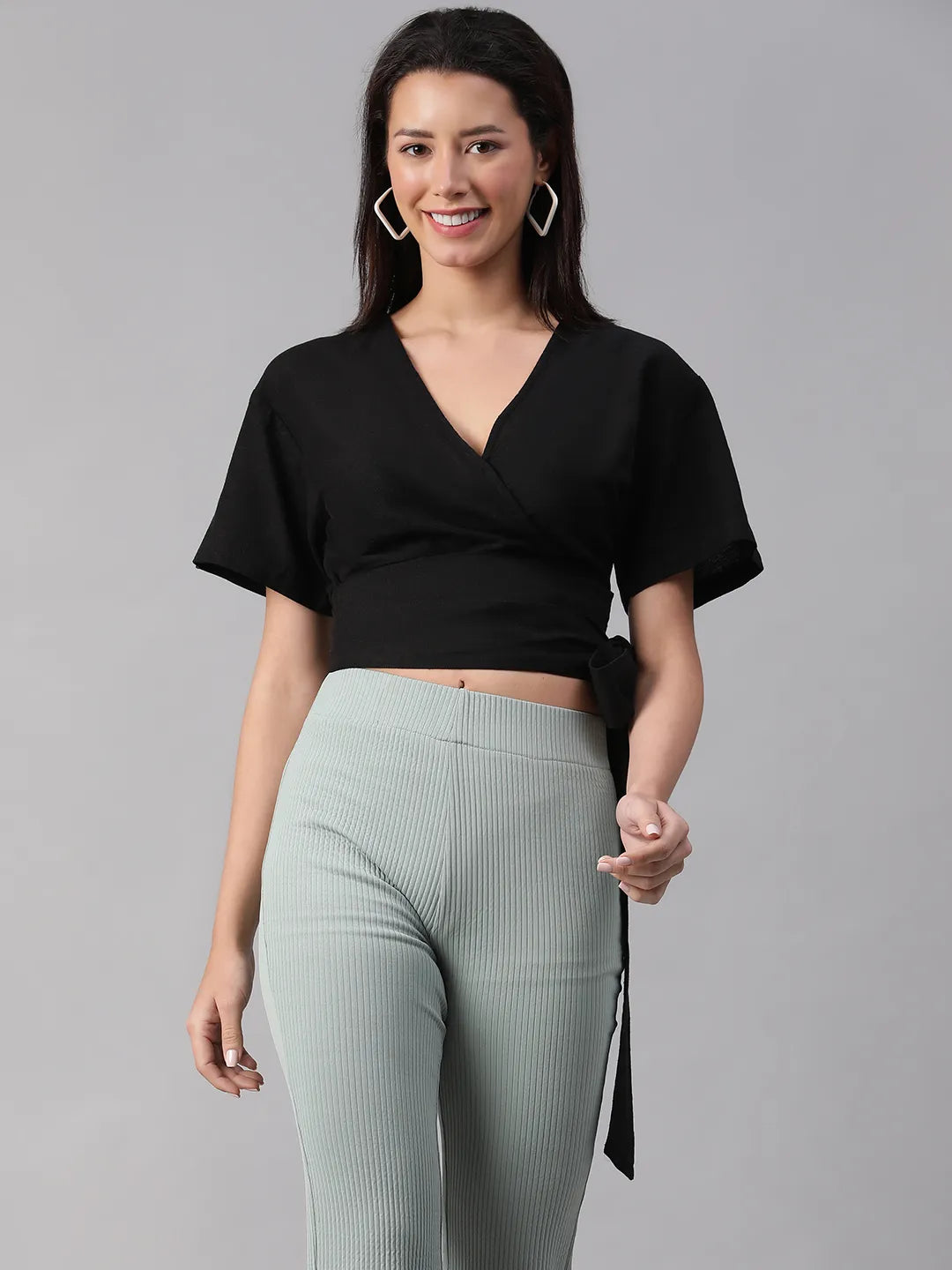 Black Blizz V-Neck Short Sleeve Tie-Knot Belt Crop Top