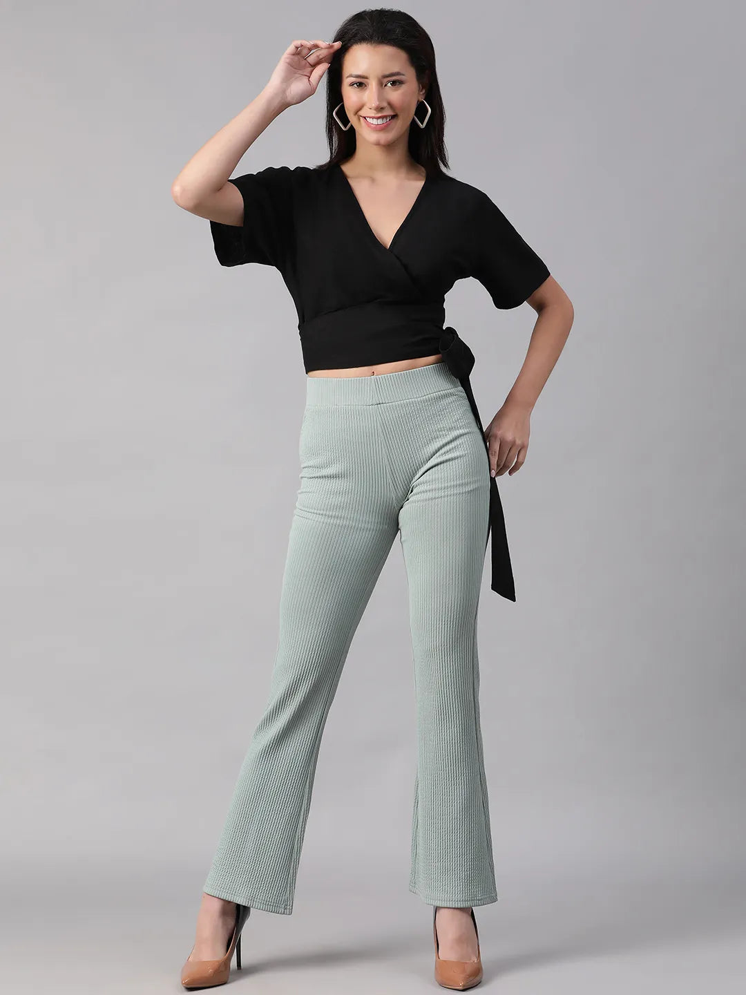 Black Blizz V-Neck Short Sleeve Tie-Knot Belt Crop Top