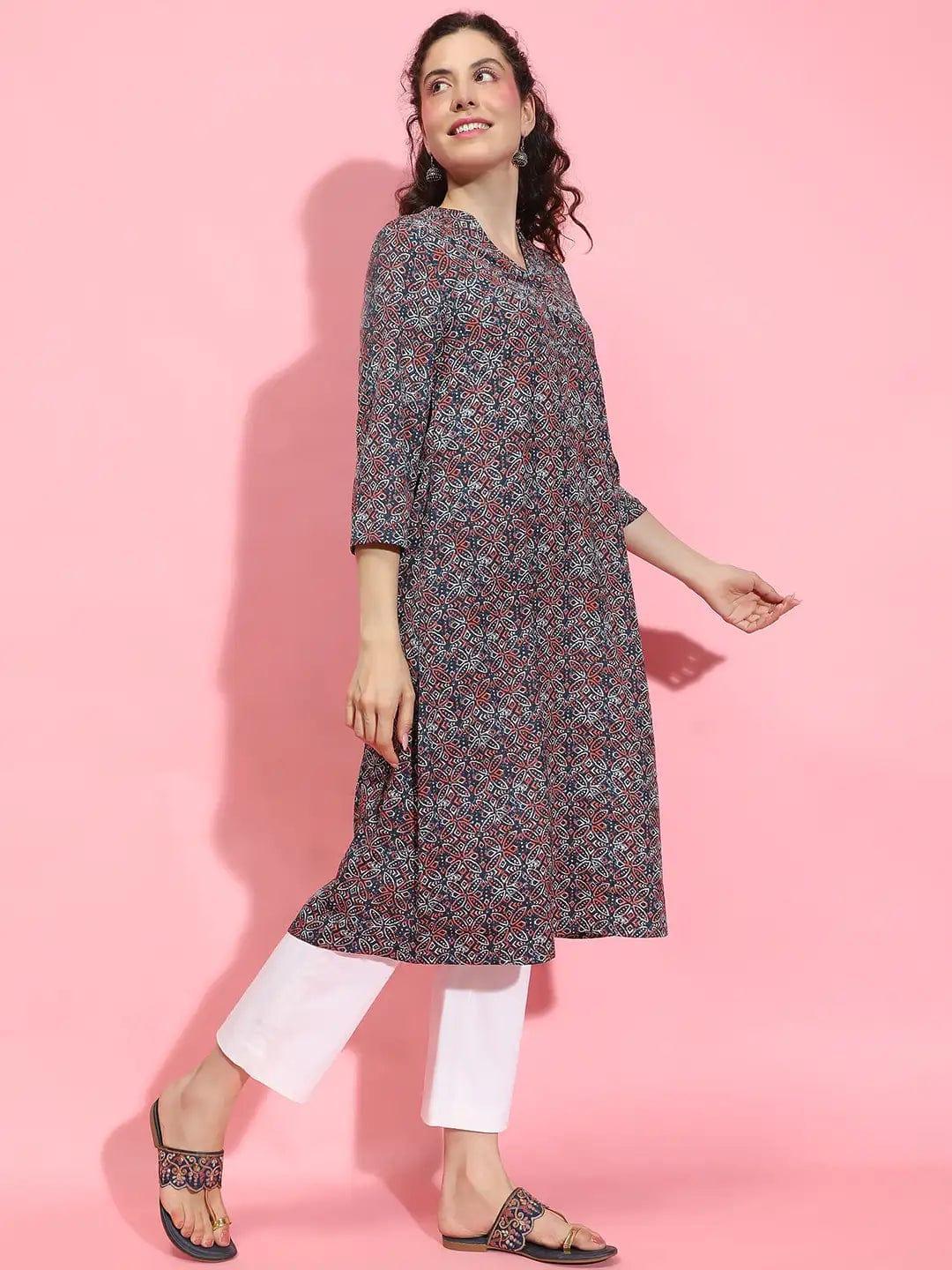 Multicolor Floral Print V-Neck 3/4 Sleeve Tunic for Women of All Ages - oxolloxo