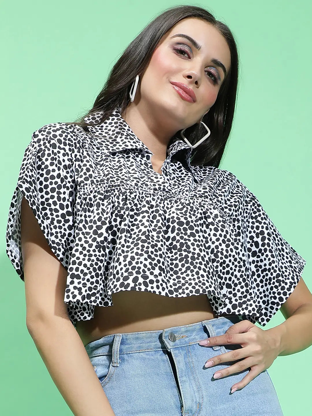 Strong Black Animal Print Open Collared Short Sleeve Crop Top