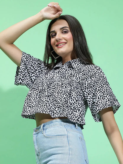 Strong Black Animal Print Open Collared Short Sleeve Crop Top