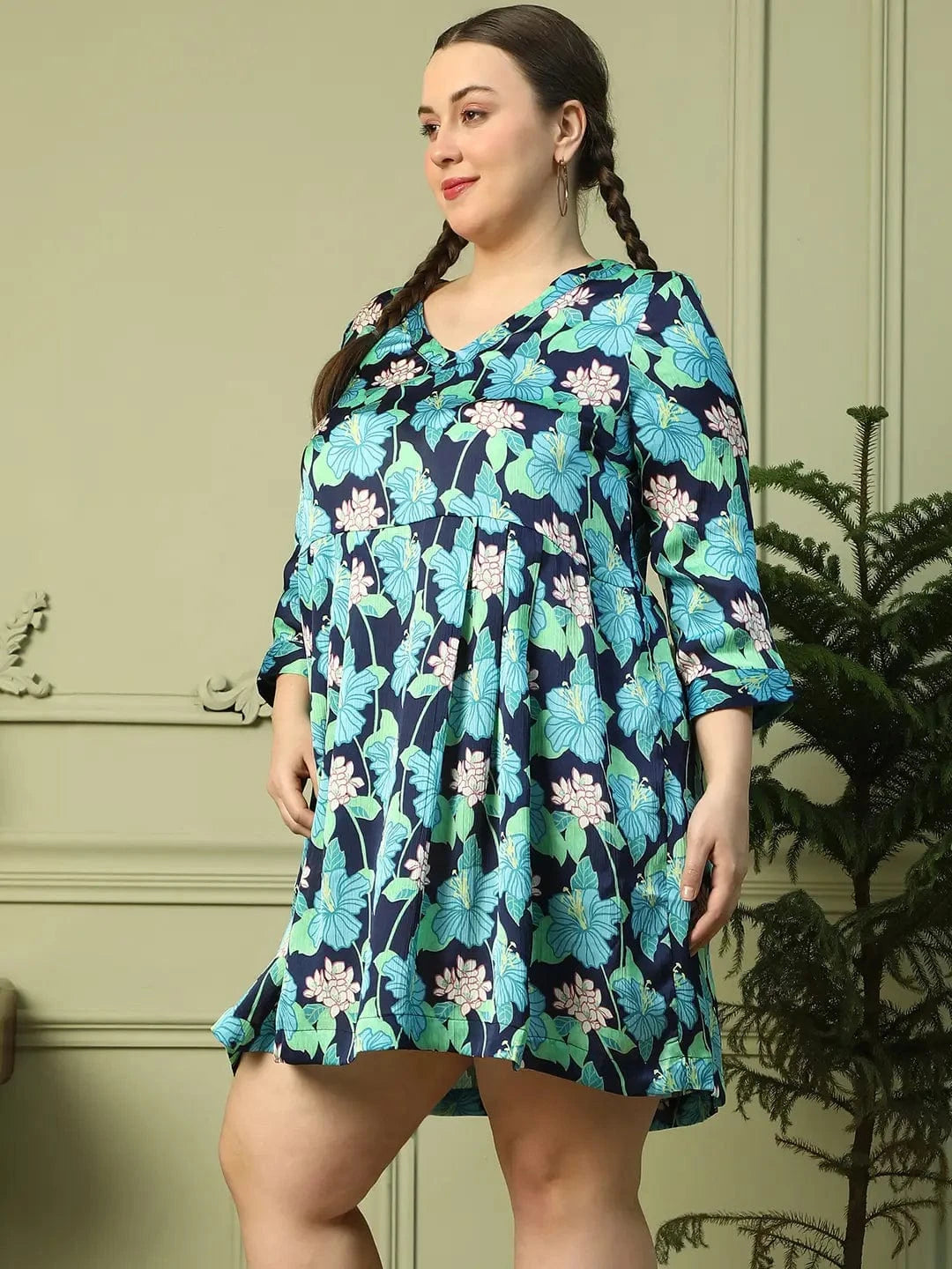Plus Size Multicolor Floral Print V-Neck Long Sleeve Knee Length Dress