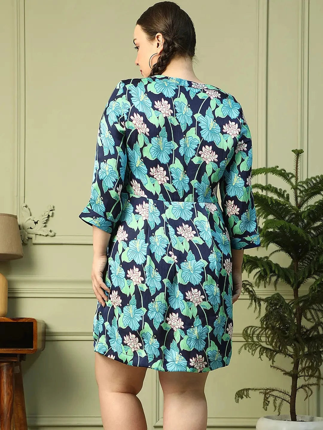 Plus Size Multicolor Floral Print V-Neck Long Sleeve Knee Length Dress
