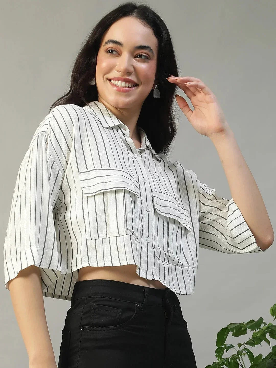 Straight White Stripe Print Collared With Button Fly Short Sleeve Women Yarn Dyed Dobby Shirt - oxolloxo