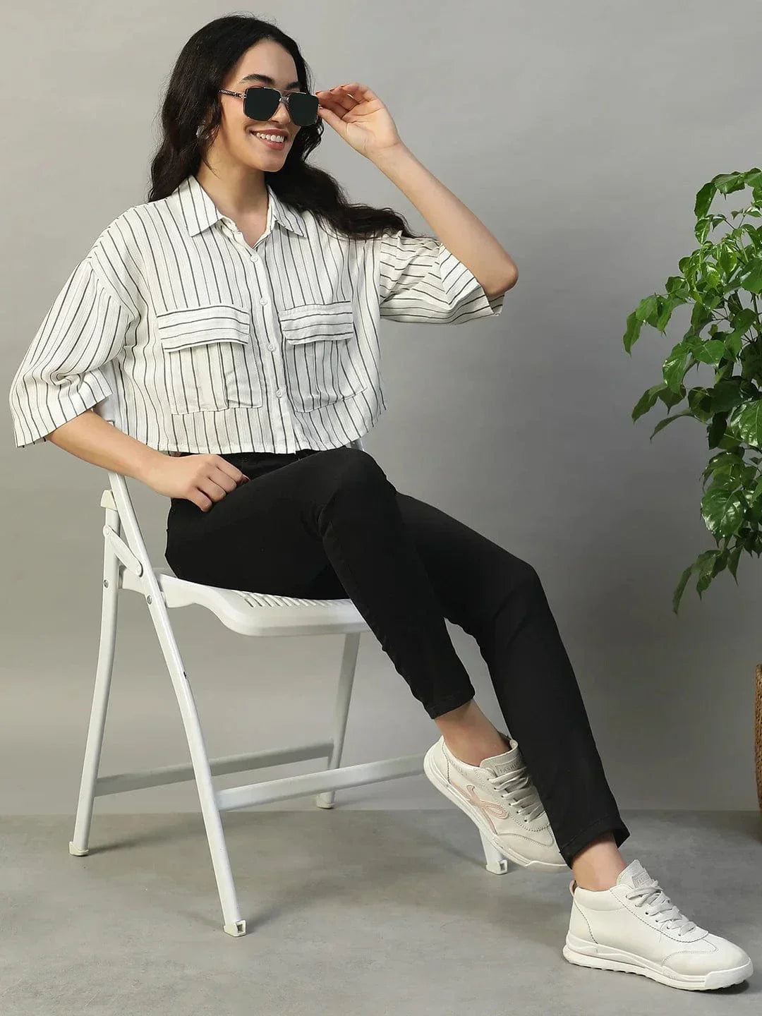 Straight White Stripe Print Collared With Button Fly Short Sleeve Women Yarn Dyed Dobby Shirt - oxolloxo