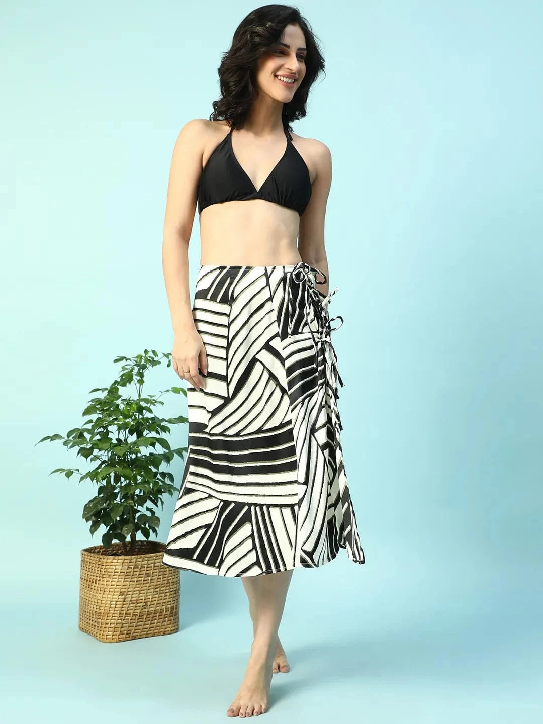 Vibey Black Stripe Print Elasticated With Tie-Up String Detail Women Beachwear Satin Skirt
