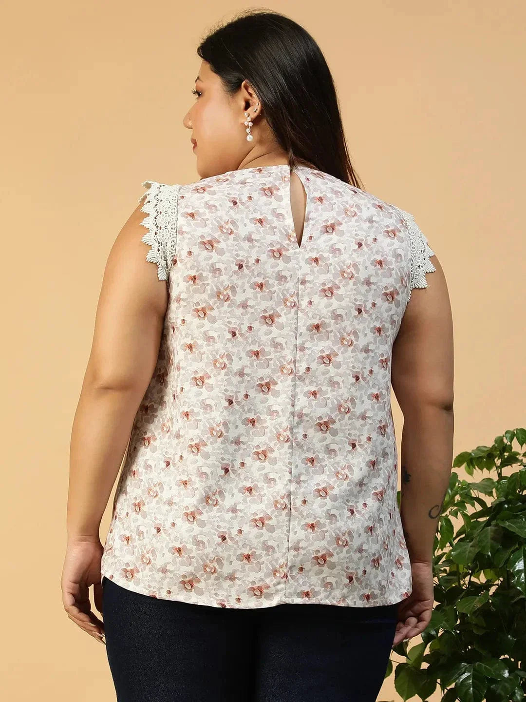 Peach Floral Print Lace Detail Cap Sleeve Plus Size Women Top - oxolloxo
