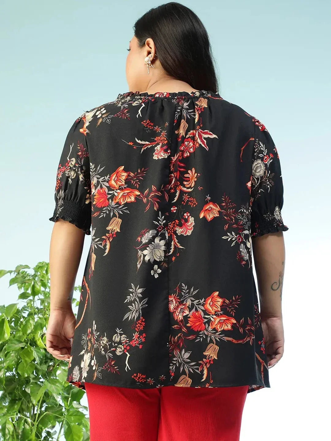 Trendload Black Floral Print Ruffle & Tie -Up Detail Short Sleeve Plus Size Women Top - oxolloxo