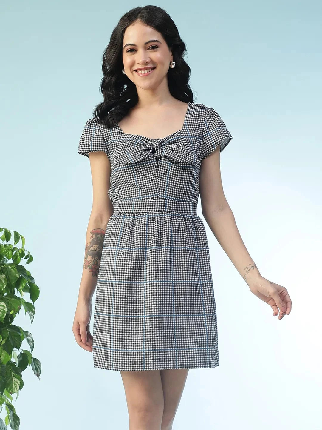Matted Black Check Print Tie-Up Detail, Short Sleeves Slub Fabric Women Dress