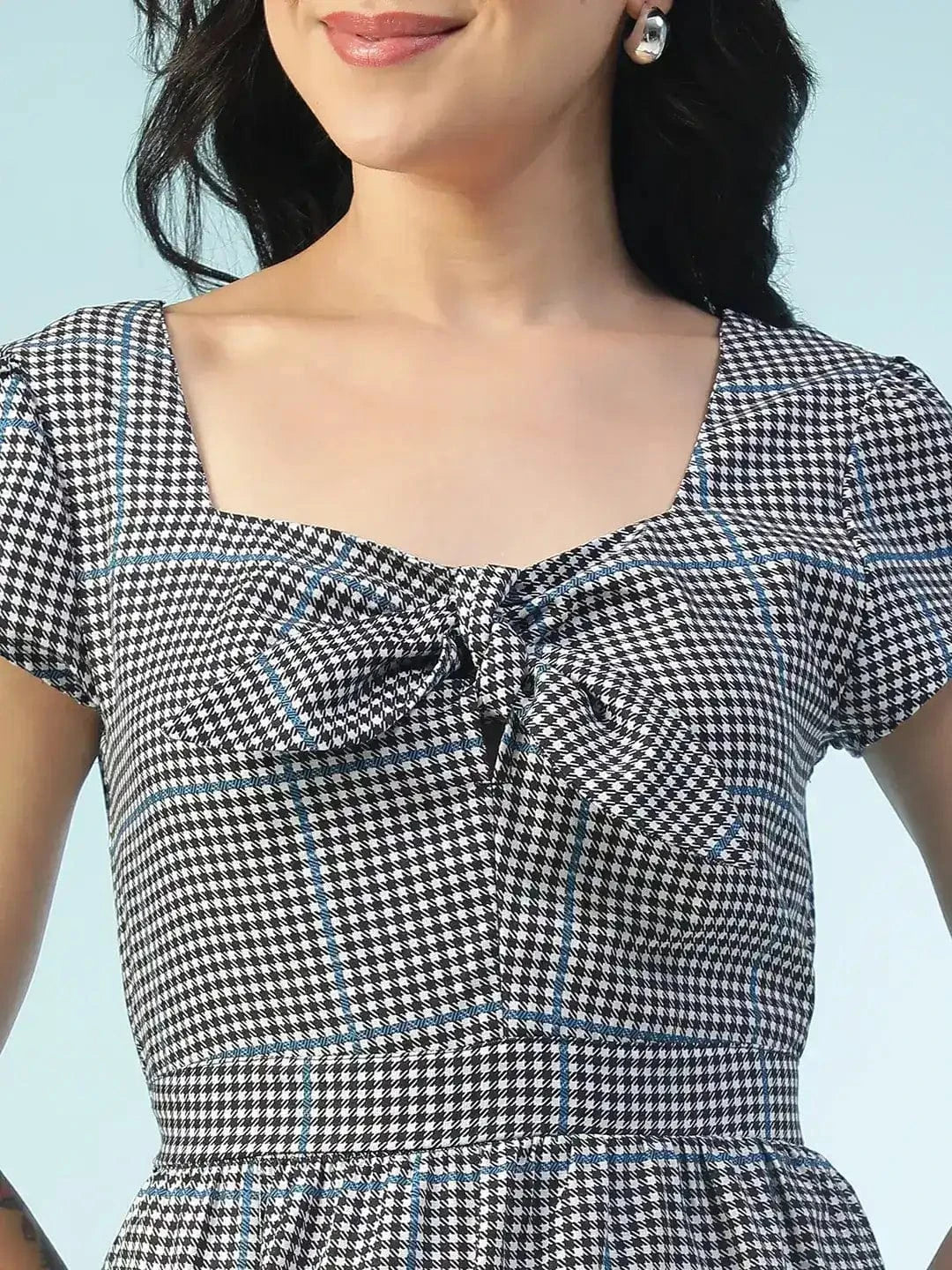 Matted Black Check Print Tie-Up Detail, Short Sleeves Slub Fabric Women Dress