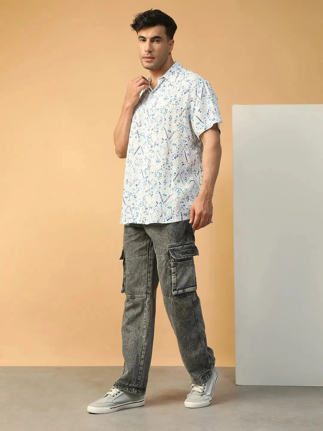 Flexer Abstract Print Multicolor Collared Short Sleeve Men Oversized Shirt