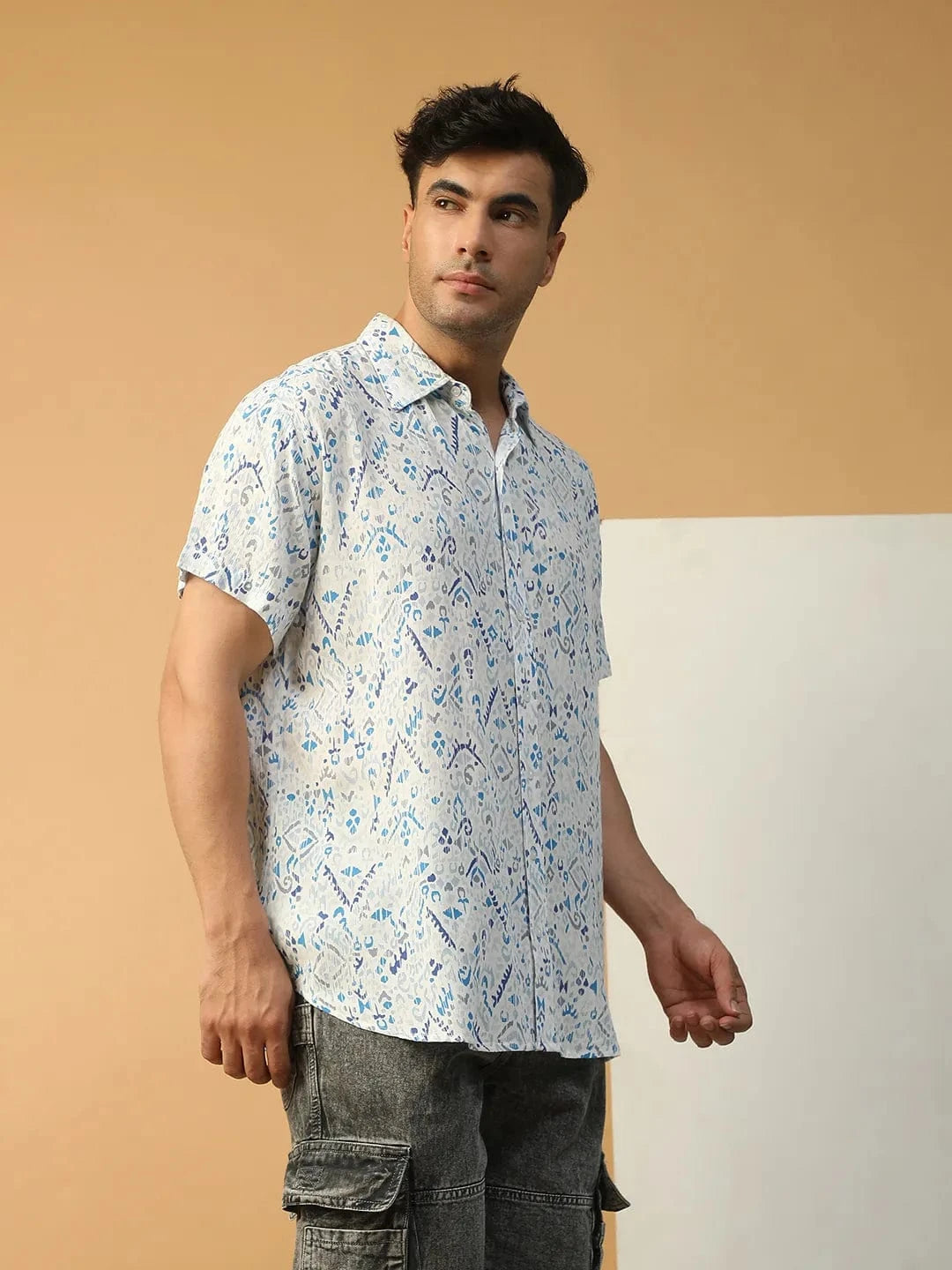 Flexer Abstract Print Multicolor Collared Short Sleeve Men Oversized Shirt