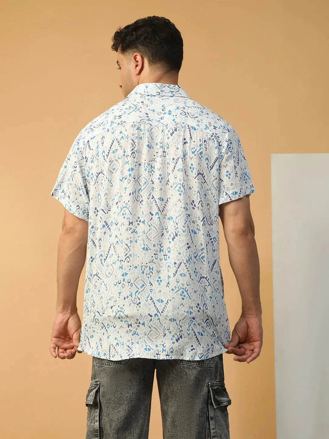 Flexer Abstract Print Multicolor Collared Short Sleeve Men Oversized Shirt