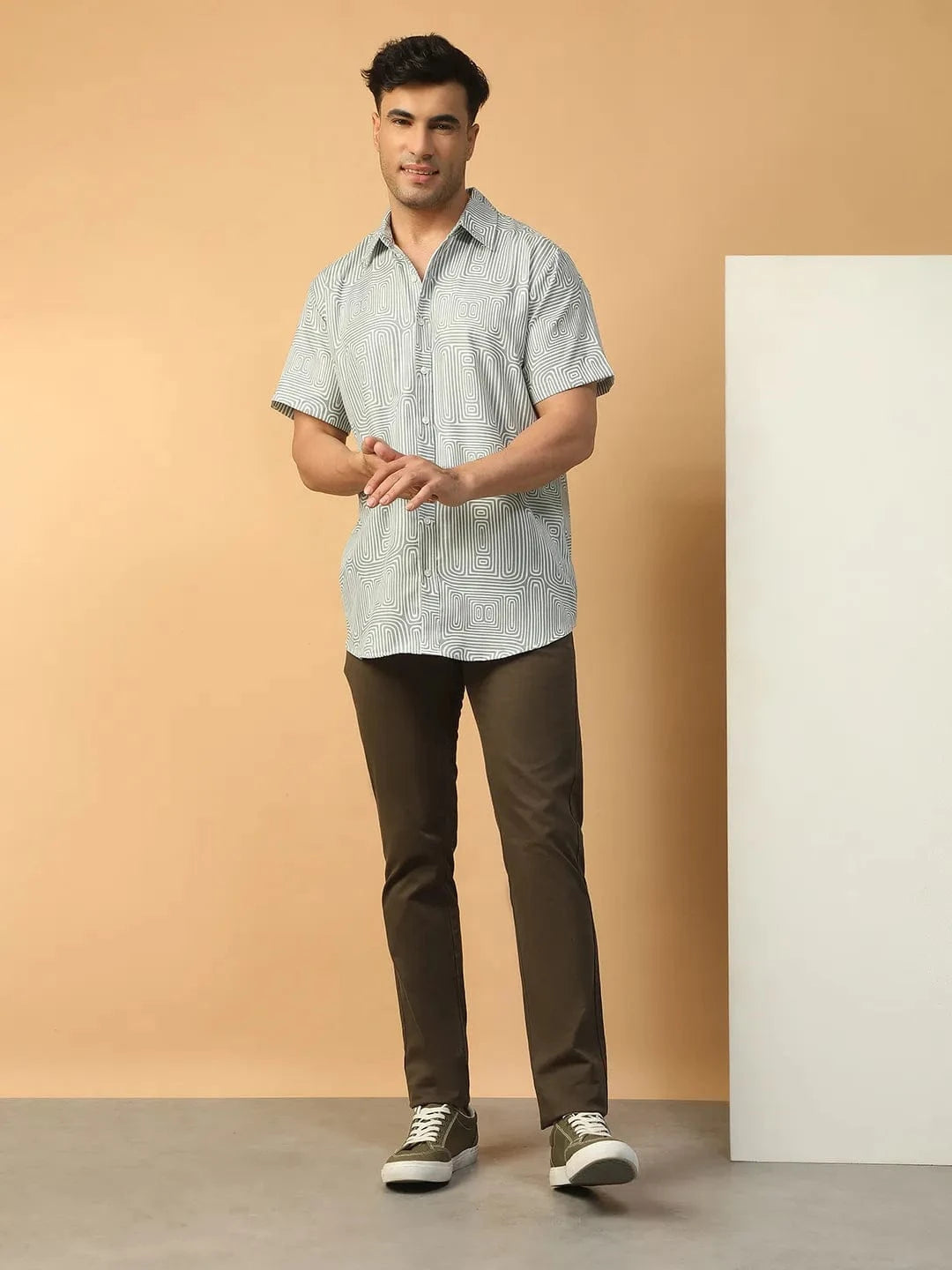 Hunk Light Green Geometric Print Collared Short Sleeve Men Oversized Shirt