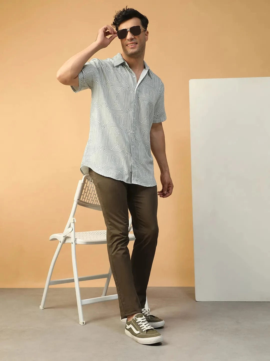 Hunk Light Green Geometric Print Collared Short Sleeve Men Oversized Shirt