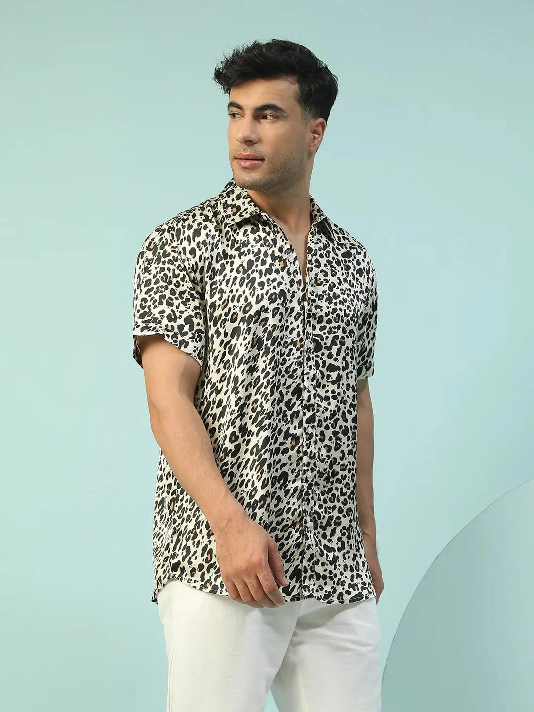 Macho Animal Print Multicolor Collared Short Sleeve Men Oversized Shirt