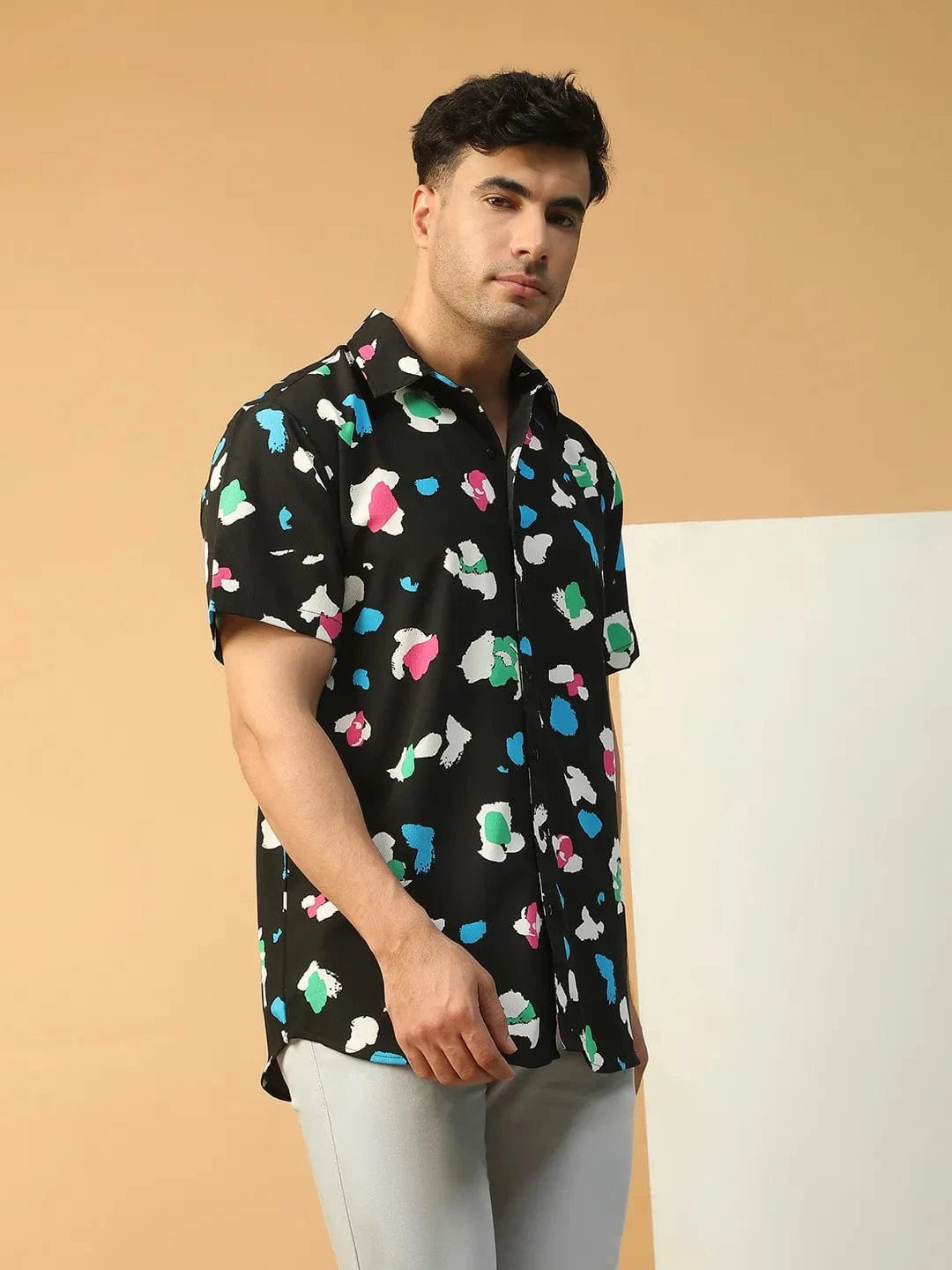 Vibe Black Abstract Print Collared Short Sleeve Men Oversized Shirt