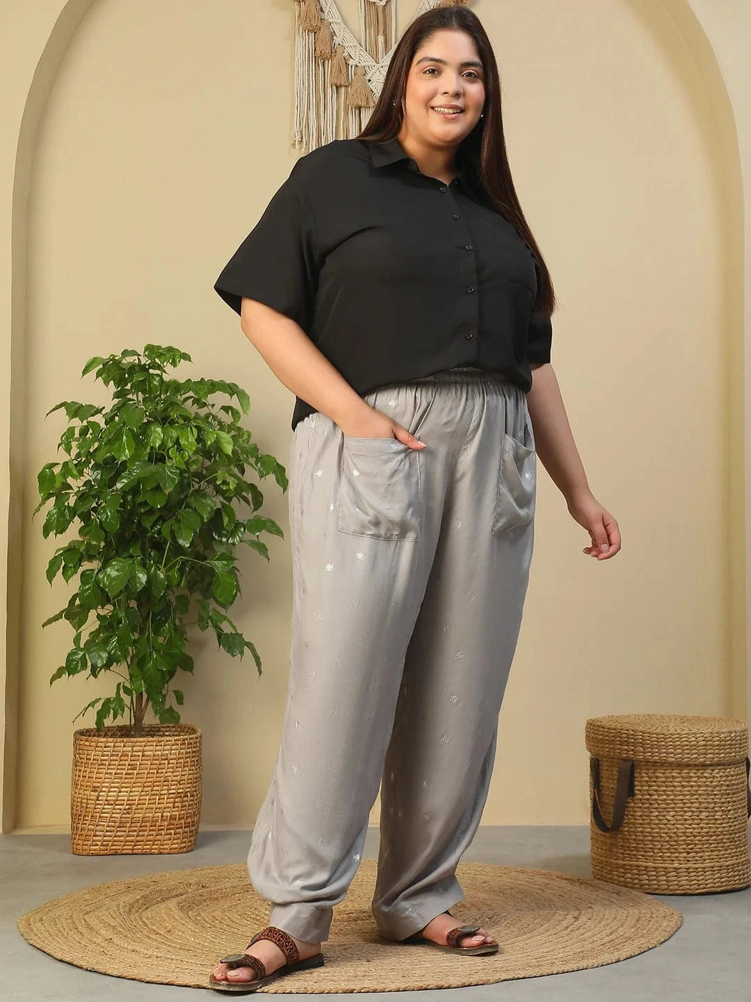 Grey Elasticated  Royal Twill Foil Print Plus Size Women Trouser With Front Pockets