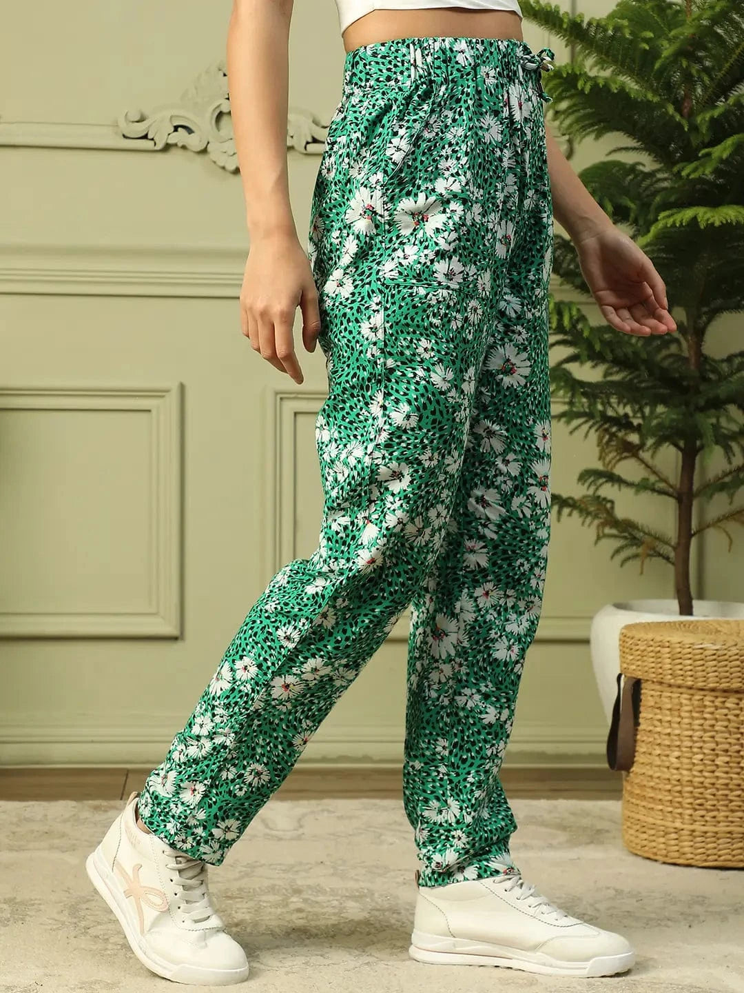 Classy Green Floral Print Elasticated Linen Cotton Pant with Tie-up Detail & Side Pockets