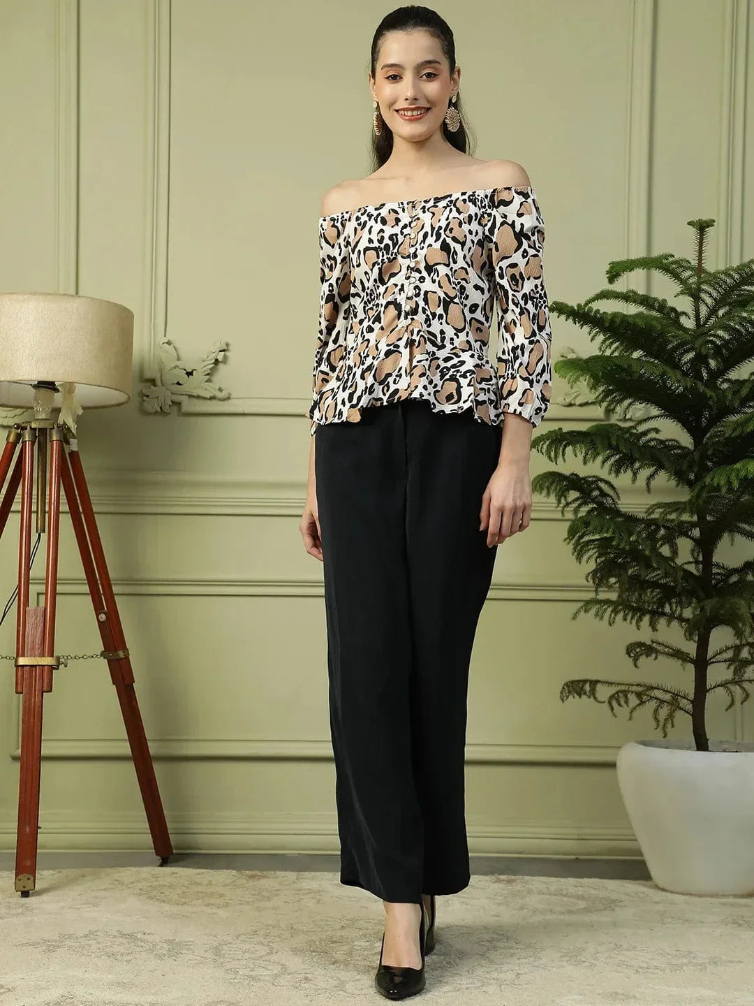 Multicolor Animal Print 3/4 Sleeve Women Off-Shoulder Peplum Top - oxolloxo