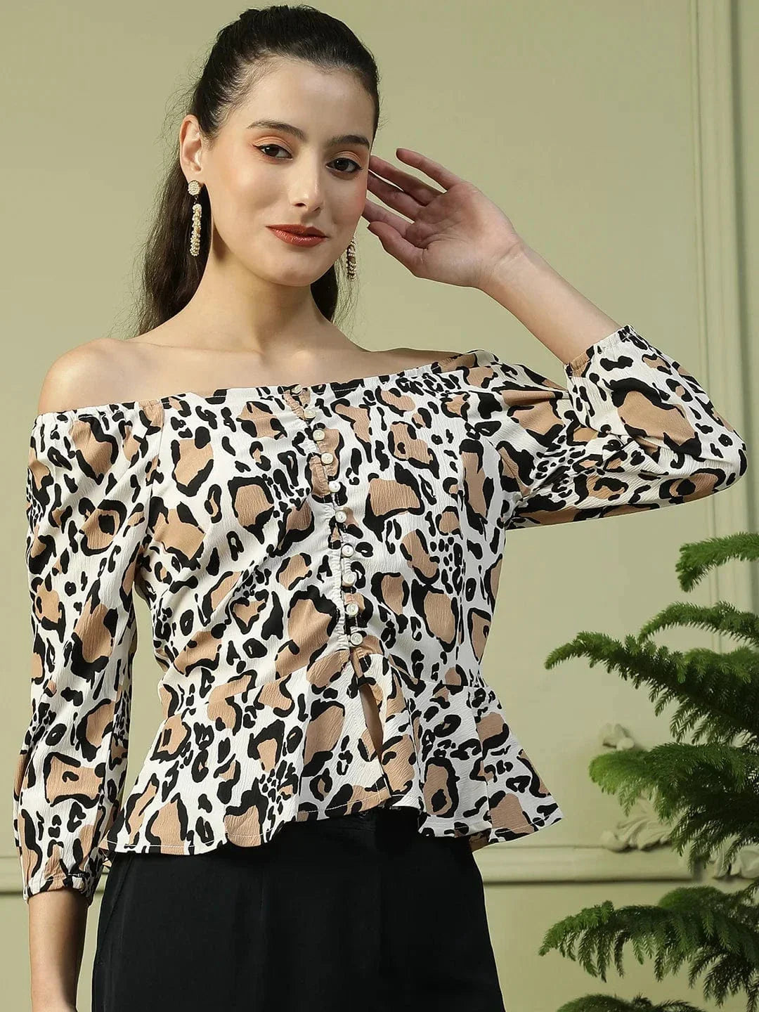 Multicolor Animal Print 3/4 Sleeve Women Off-Shoulder Peplum Top - oxolloxo