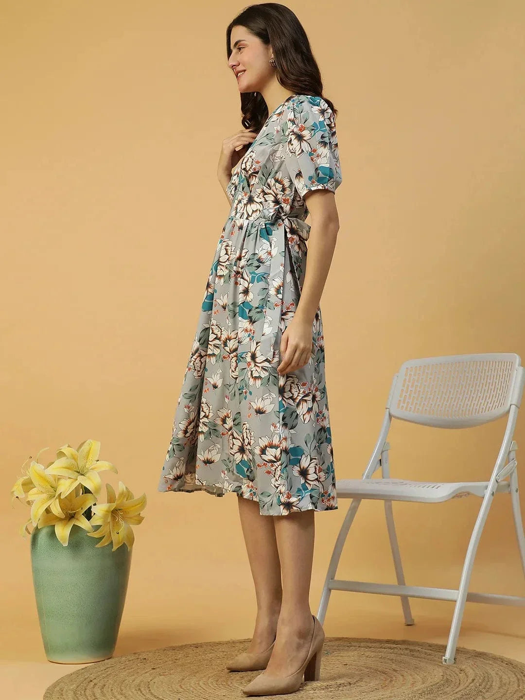 Multicolor Floral Print Elasticated With Tie-Up Detail Women Dress - oxolloxo