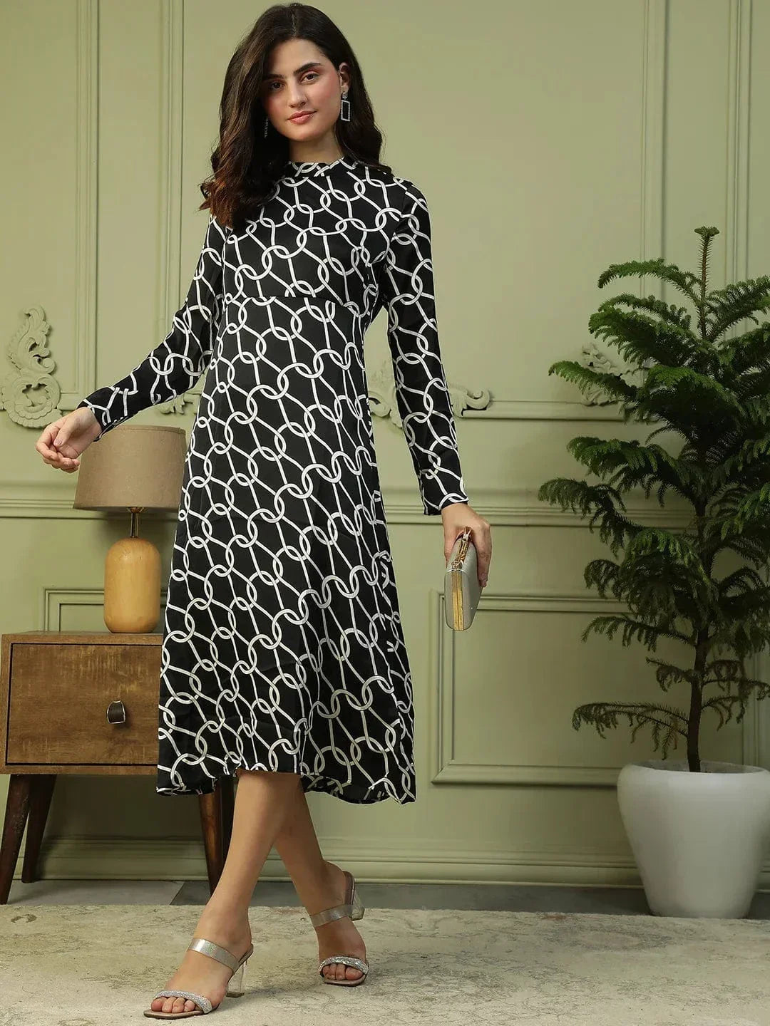 Sorted Black Printed Long Sleeve With Concealed Zip Women Satin Dress - oxolloxo