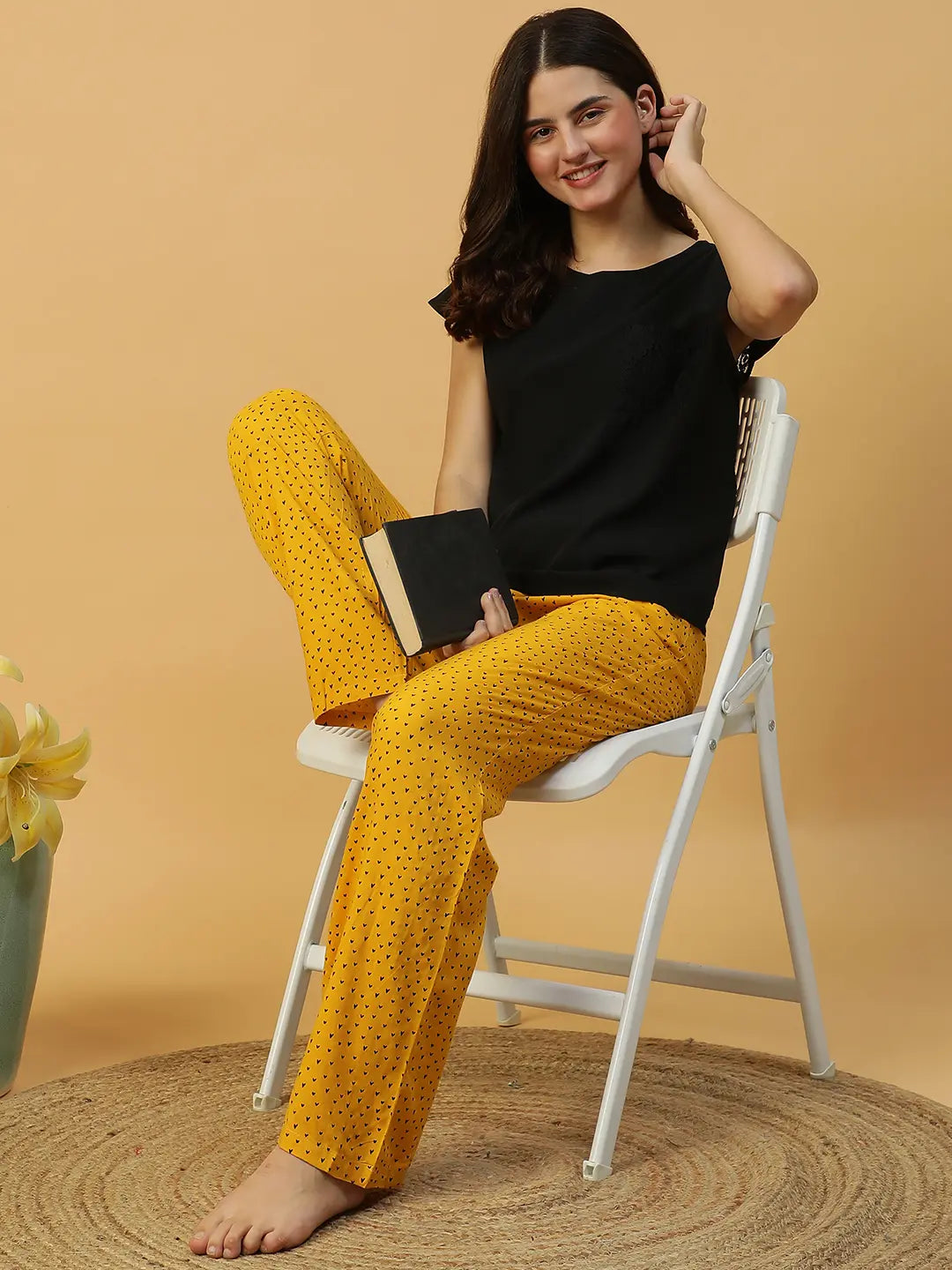 Short Sleeves Black Lace Nightwear Women's Top