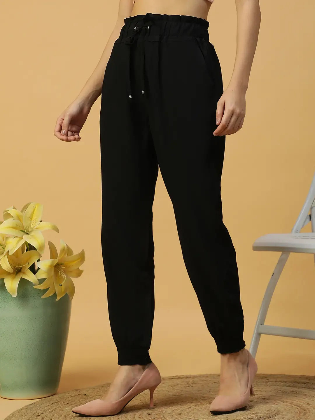 Women Black Straight Pant