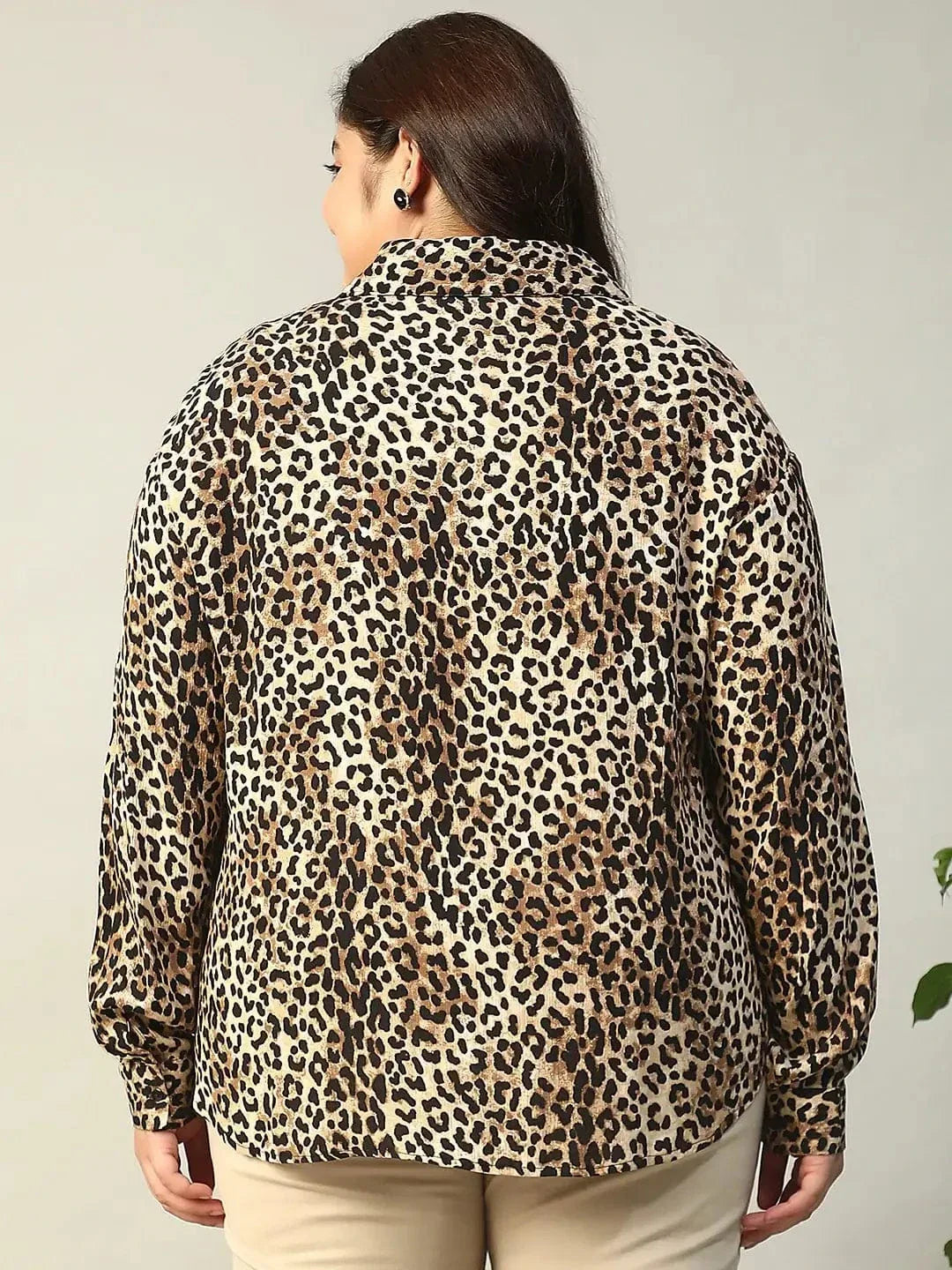 Multicolor Animal Print Collared Long Sleeve Plus Size Women Shirt - oxolloxo