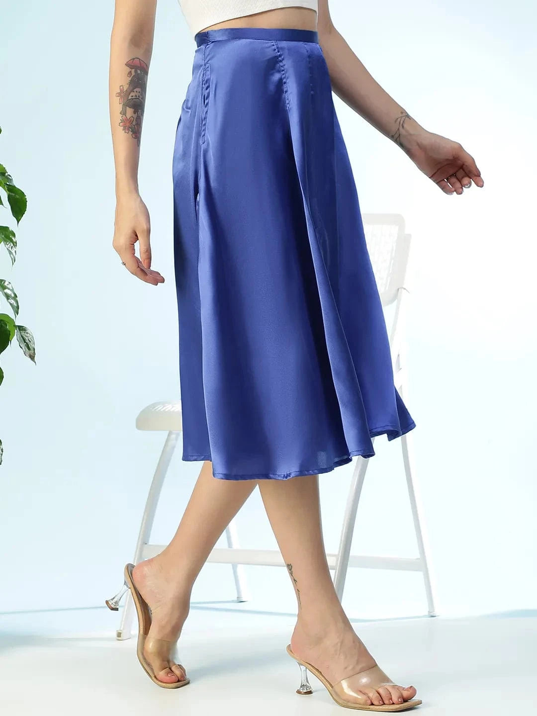 Womp Solid Blue Elasticated Knee Length Women Satin Skirt